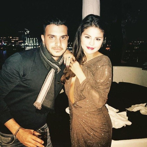 Selena with fans in Dubai