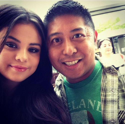Selena with a fan