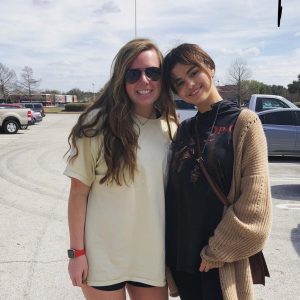 Selena with fans in Texas