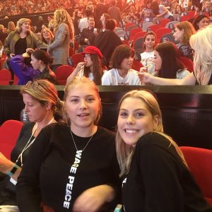 @queenxxswift on Twitter: So sorry for our mothers SEL