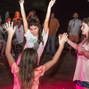 More pics of Selena in Jamaica