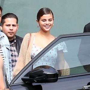 Selena leaving Operum Theater last Sunday in Los Angeles