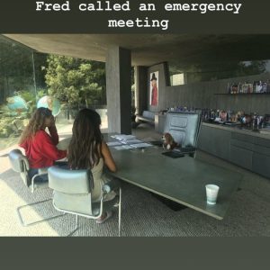 25 August Selena in Anna Collins Instagram Story