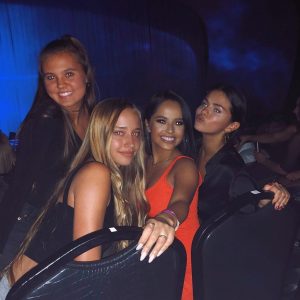 22 September Selena with Becky G and fans at Jennifer Lopez’s concert
