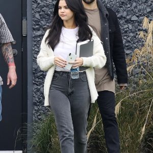 23 December Selena is out in Los Angeles