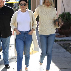 28 December Selena grabbing lunch with A21 coordinator in Long Beach, California