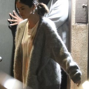 27 February Selena leaving music studio in Los Angeles