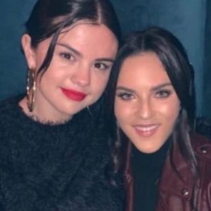 18 March Selena with a fan in California