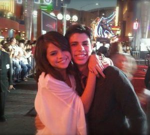 20 April new rare pics of Selena with a fan