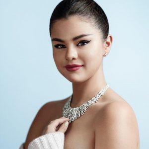 16 May HD pic of Selena from photoshoot for Gala Croisette