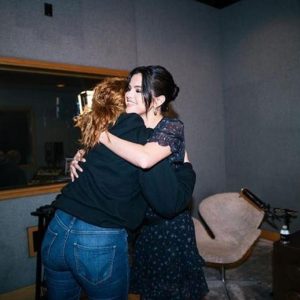 2 May Selena backstage at Dream It Real podcast interview