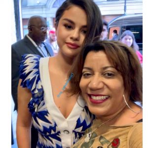 12 June @na_celebchaser1 on Instagram: Thanks @selenagomez for being so sweet with me