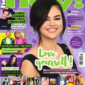 17 June Selena on the cover of Hey magazine