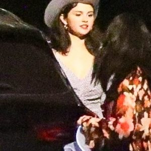 25 August Selena arriving at Kacey Musgraves concert in Los Angeles, California