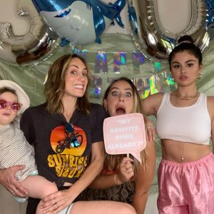 Updates for August, vote for Selena at MTV VMA 2019!