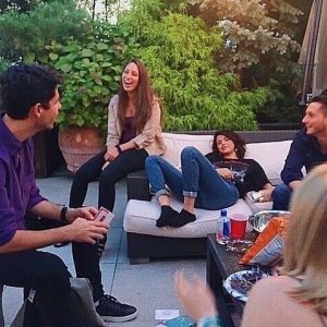 25 August check out rare pics of Selena with friends