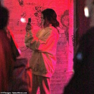 28 October Selena leaving Godbye Honolulu concert at the bar Alphaville in Brooklyn, New York