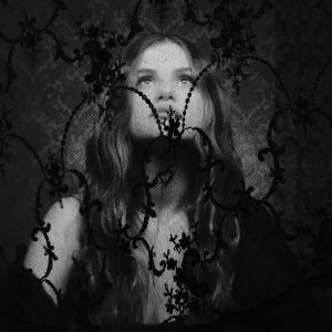 17 October Selena on Instagram: Rose colored glasses all distorted