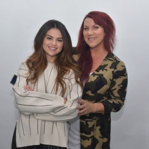 27 October @1043myfm on Instagram: If you could ask @SelenaGomez ONE question, what would it be 🤔?