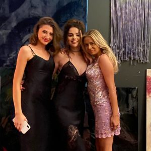 11 November Selena in Lina Kaniewski’s Instagram Story