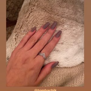 8 November Selena on Instagram Story