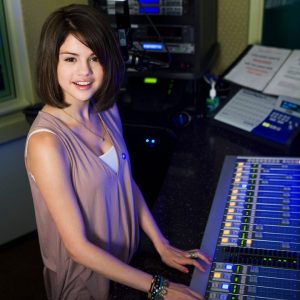 7 November @radiodisney on Twitter and Instagram: Check out @selenagomez visiting the Radio Disney studio over 10 years ago!