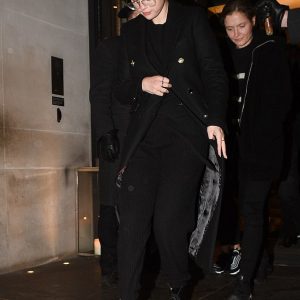 10 December Selena leaving hotel in London, UK