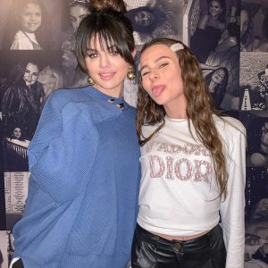 12 December more new of Selena with fans in London