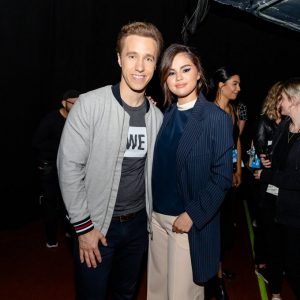 30 December @craigkielburger on Twitter: #3 on my list of best moments this year has to be #WEday California