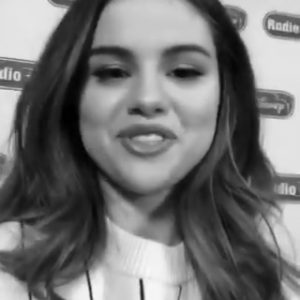 25 December @radiodisney on Twitter: Here’s a Christmas message from @selenagomez!