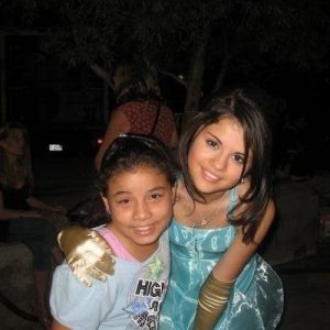 19 January check out new pics from set of Princess Protection Program from 2009