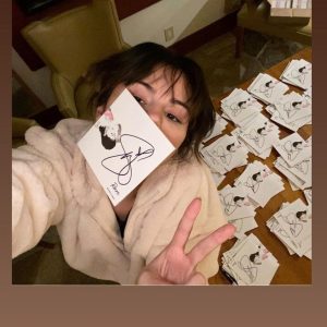 15 January Selena on Instagram Stories