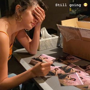 6 January Selena on Instagram Stories