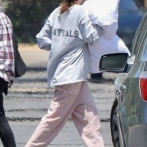 9 May Selena spotted paking things with her grandparents in Los Angeles, CA