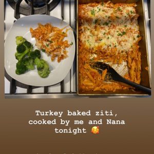 5 May Selena on Instagram Stories