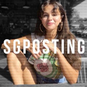 26 June two new tagged rare pics of Selena