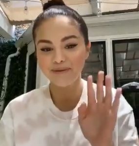 18 June Selena on Weibo