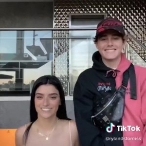 15 July Selena on Instagram Stories