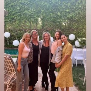 1 September Selena in Lina Kaniewski’s Instagram Story