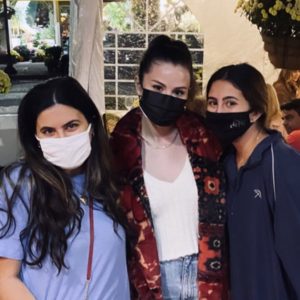 13 November Selena with fans in New York