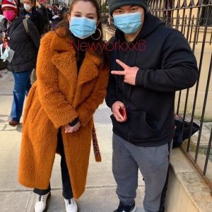 10 April new pic of Selena with a fan in New York