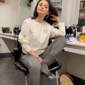 6 April check out the extended Selfish Love Challenge video posted by Selena on Instagram Story