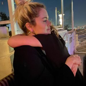 22 May new pic of Selena with Grace