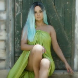 25 August Selena continued teasing “999” by posting new snippet from a music video