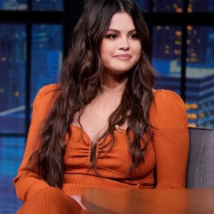 8 September: Selena appears at the Late Night with Seth Meyers! (Updated)