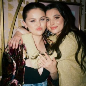 17 October: check out new pic of Selena with Connar Franklin