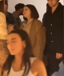 18 November: Selena spotted at the grand opening of a new store in New York!