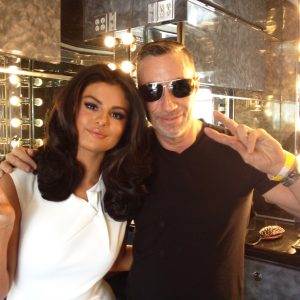 6 December: check out new pics of Selena from behind the scenes for Pantene campaign