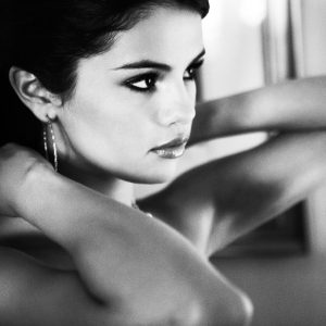 23 December: check out new outtake with Selena from her photoshoot for SWAK Magazine