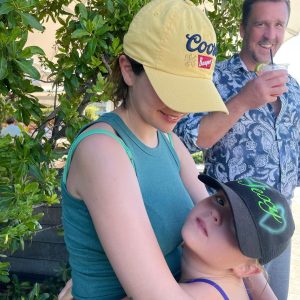 5 January: new pic of Selena with family from Christmas vaction!